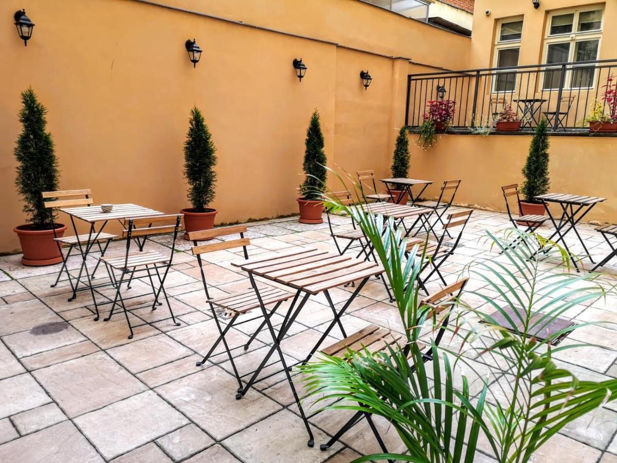 Quentin Prague Hotel Exterior foto